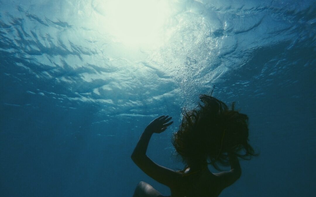 „Többre vágyom, de nem tudom, mire” – Egy belső utazás az önismeret felé